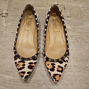 💕VALENTINO GARAVANI💕 Calf Hair Leopard Print Rockstud Ballet Flats 38 EU